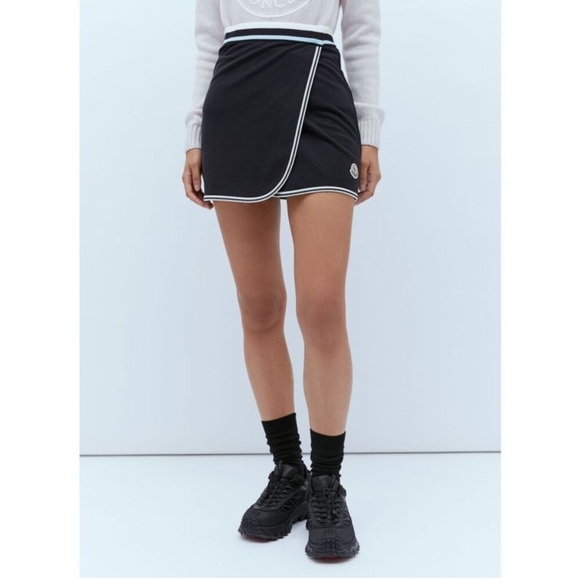 MONCLER Wraparound Mini Skirt logo-patch wrap tennis skirt Small S New NWT - Picture 3 of 15